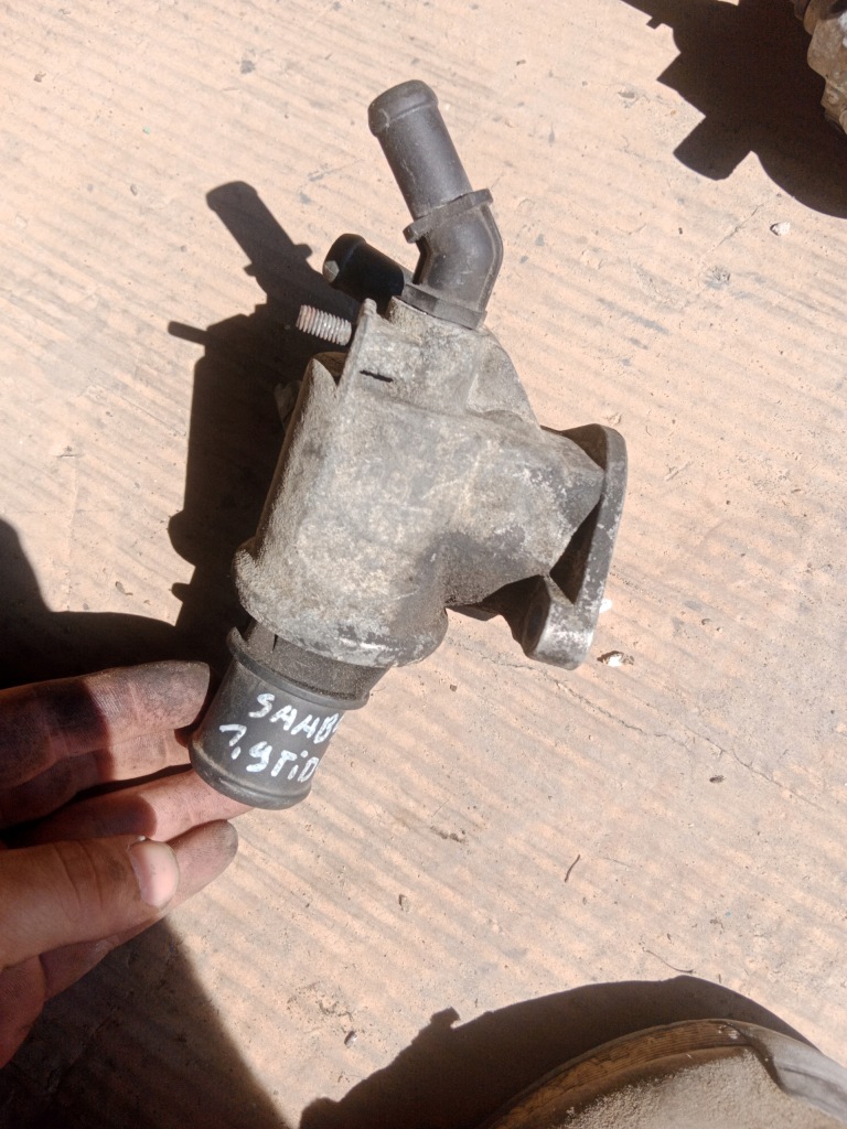 фото №1, Корпус термостат saab opel 1.9 tid