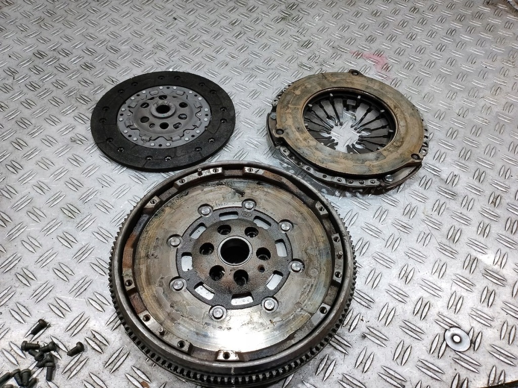 фото №8, Колесо двомасовий повний vw polo 9n lift 1.9 tdi