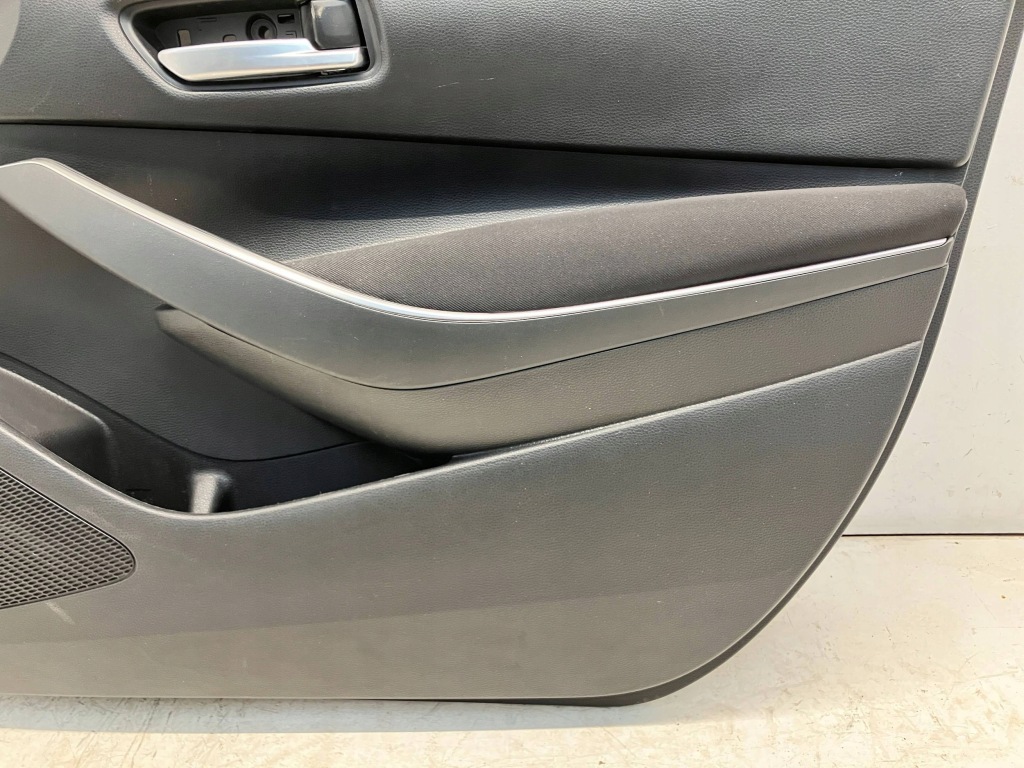 фото №7, Corolla e21 sedan обшивка обивка дверь передних правый перед материал