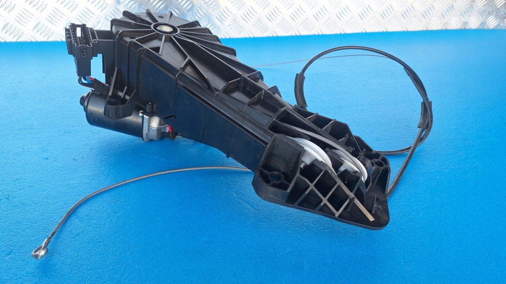 фото №8, Mercedes v-kl w447 механизм дверь раздвижных