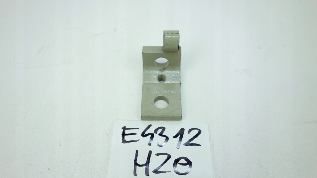 фото №1, Петля дверь левый перед skoda octavia ii 04-13 6y0833401c