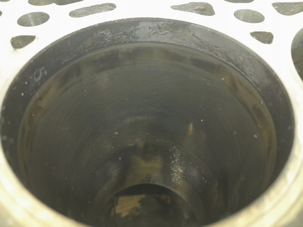 фото №7, Audi q5 8r lift 2.0 tdi 150 km csua блок двигуна 03n023a