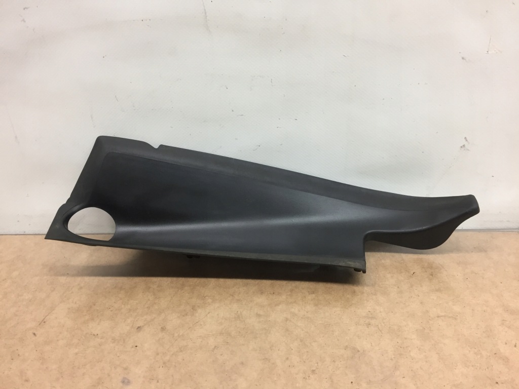 фото №1, Peugeot 3008 i заглушка захист лампи лівий задня