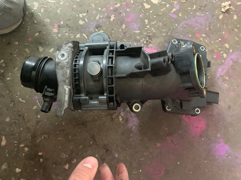 фото №1, Mercedes a klasa w176 cdi дроссельная заслонка воздуха