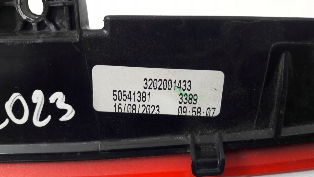 фото №4, Alfa romeo stelvio третій світло стоп 50541381 r206