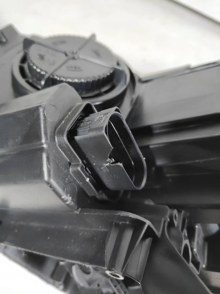 фото №11, Vw t-roc 17- перед права лампа full led