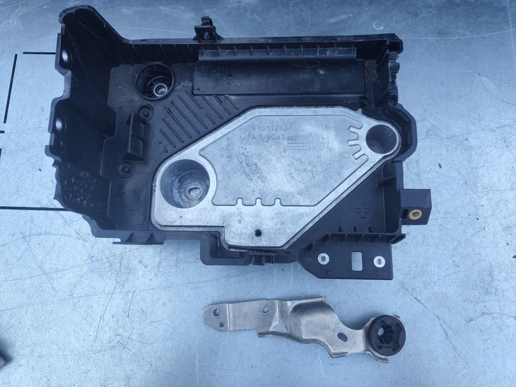 фото №1, Nissan juke ii f16 основа акумулятор