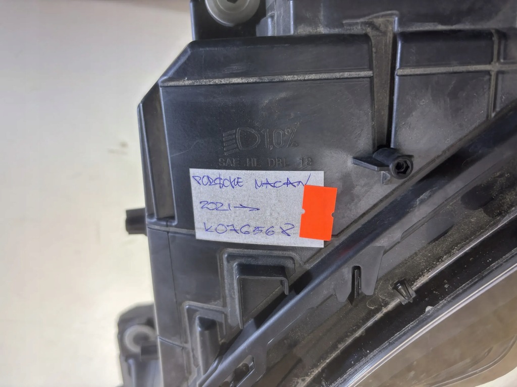 фото №13, Porsche macan 2022 лампы передние