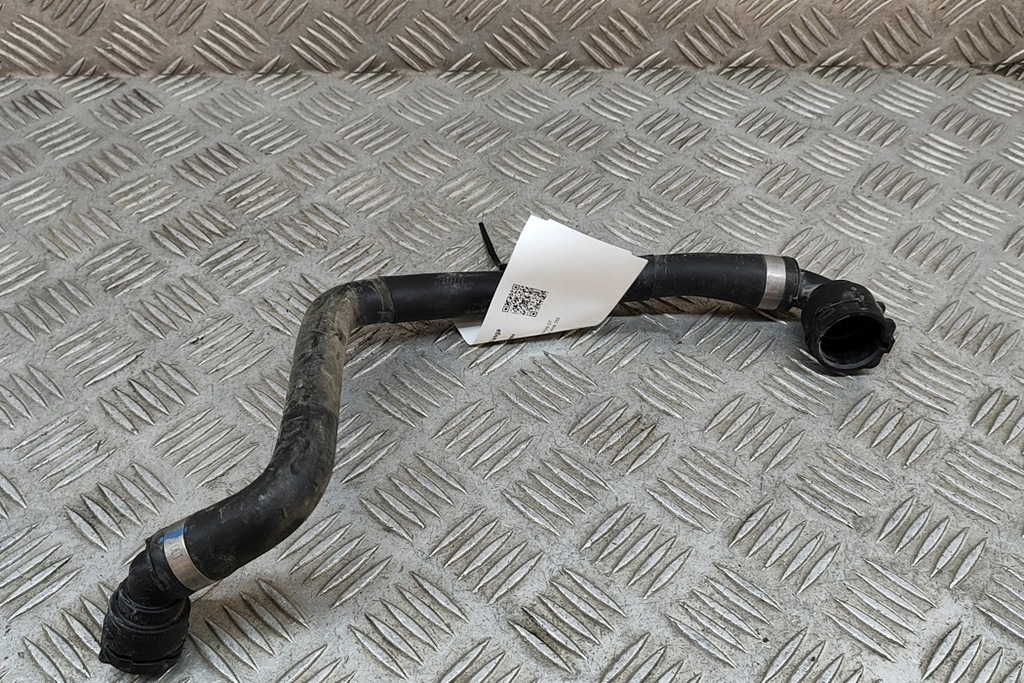 фото №5, Audi e-tron gt шланг wąż радіатора 9j1121626 електрика 350kw 2022 235