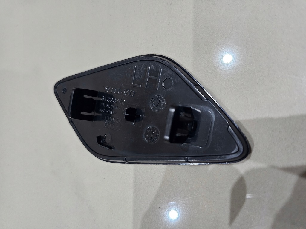 фото №6, Volvo оригінальний номер 39821577 заглушка розпилювача лампа volvo xc60 spa 17-24r ліва