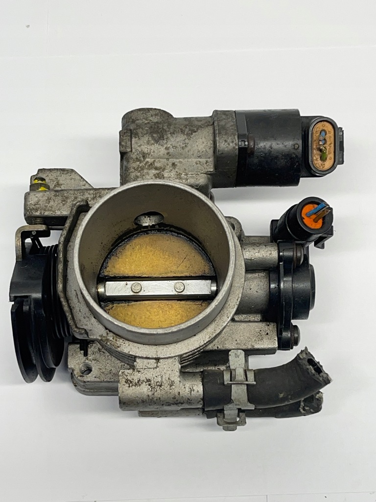 фото №1, Opel vectra b 1.6 дроссельная заслонка 06681c