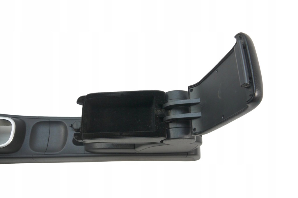 фото №10, Nissan tiida підлокітник kpl. europa