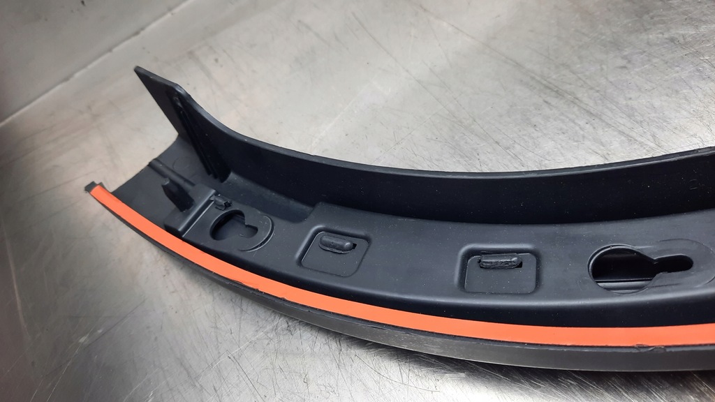 фото №15, Молдинг крыла левый задняя 30695489 volvo xc90 02-14r