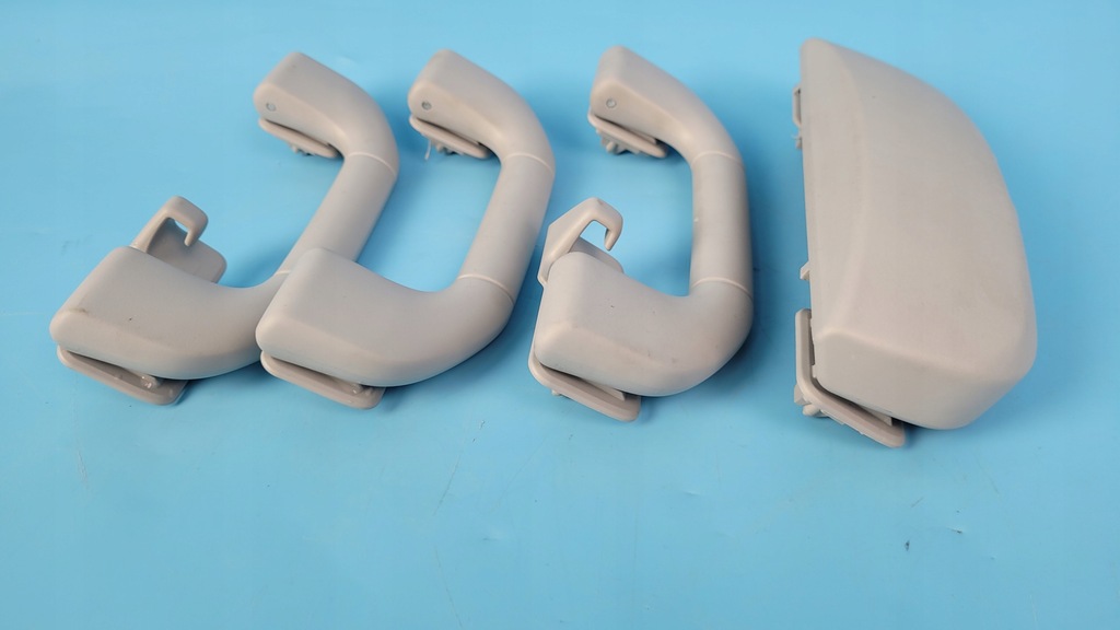 фото №9, Mercedes w218 cls ручка кронштейн стельовий a2048100151 бардачок a2048100041