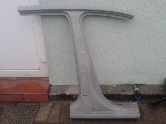 фото №1, Skoda superb ii 3t блок двигателя правый обшивка оригинал