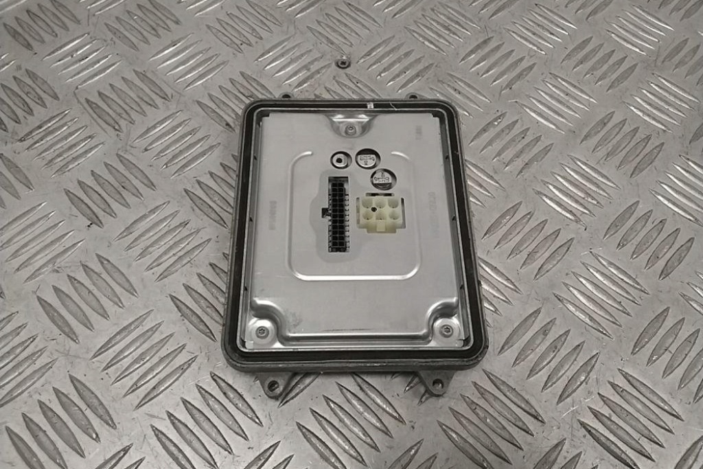 Купить Модуль света tesla model s 00201022 2018