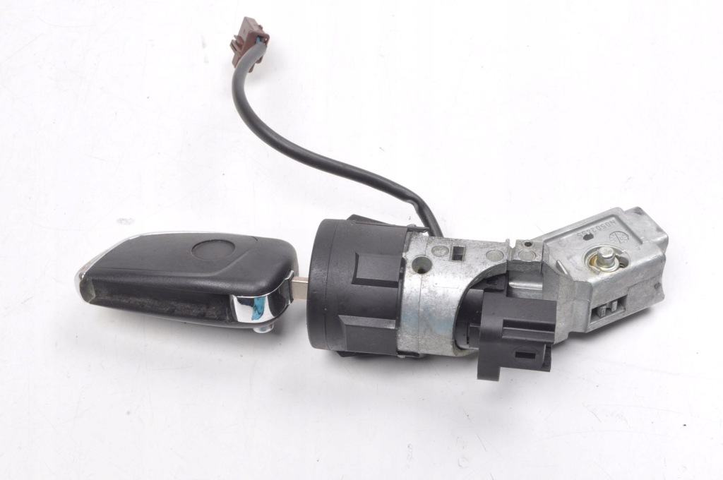 фото №1, Citroen c2 замок запалювання ключ 1.4 hdi 8v 9663123380 n0502455