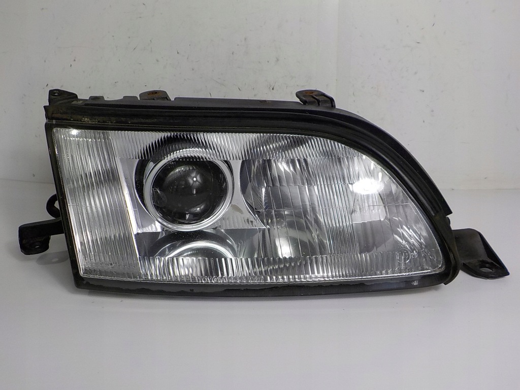 фото №1, Lexus gs300 gs 300 i лампа правая перед передняя