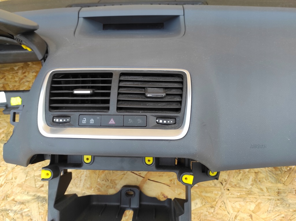 фото №8, Приборная панель консоль opel meriva b оригинал