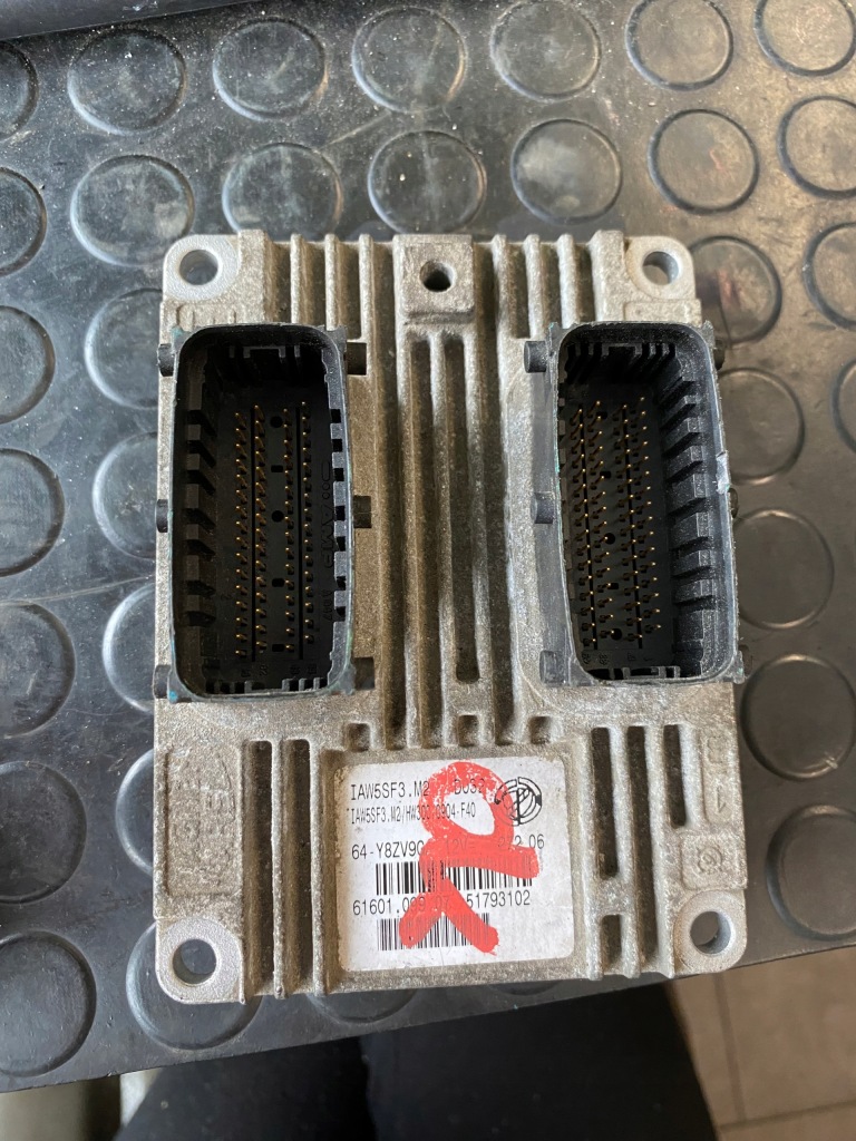 фото №1, Бортовий комп'ютер двигуна grande punto 51793102