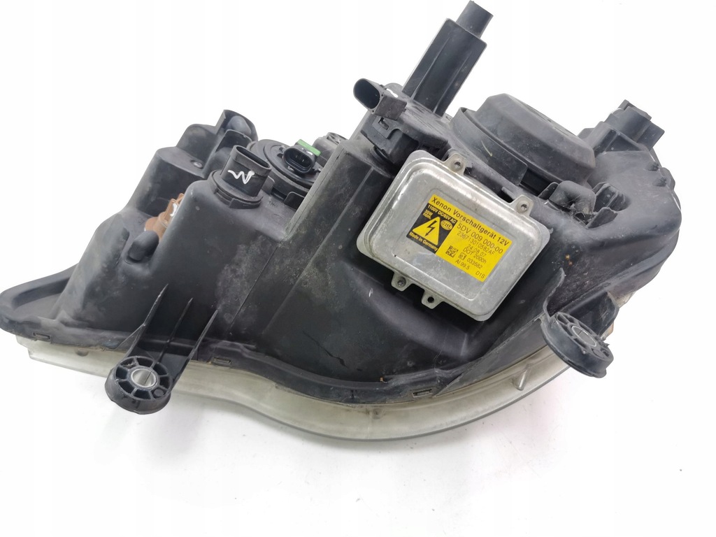 фото №10, Chrysler voyager 2008 права сторона лампа передня