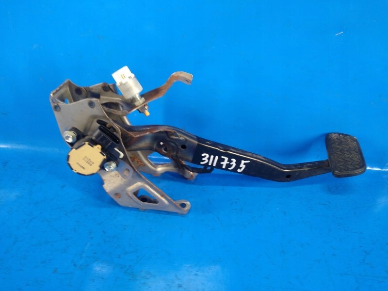 фото №1, Педаль тормоза toyota prius - 20 03-11 4710147050