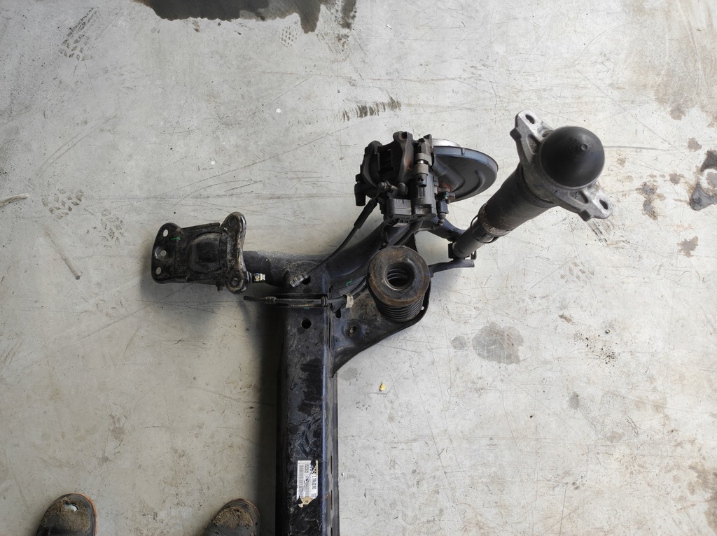 фото №2, Oś ось балка подвеска задняя vw t-roc troc lift