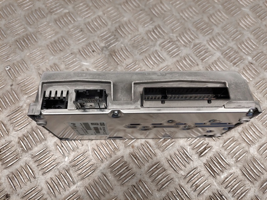 фото №5, Audi s5 facelift 8t1035223a задний усилители