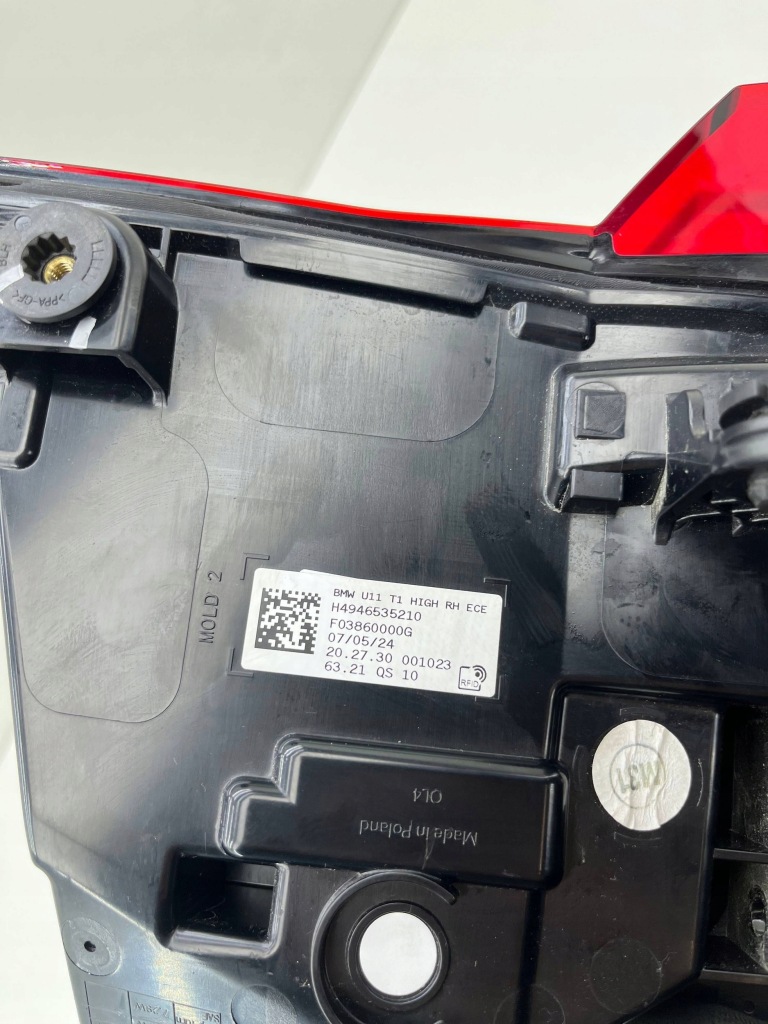 Bmw x1 u11 правый  фара задний  w крыло led 9465352 Цена