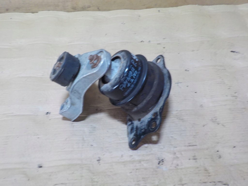 фото №1, Подушка кронштейн двигателя fabia ii 6r019967ag