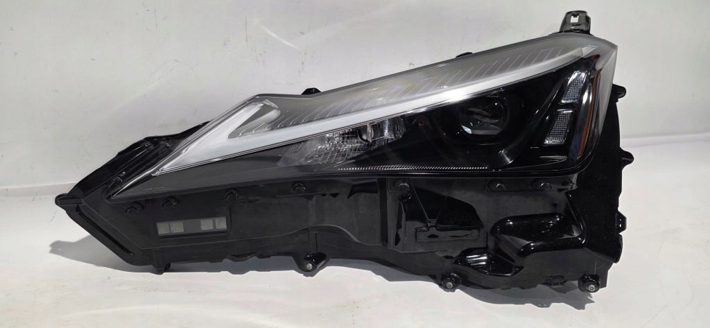 Купить Фара левый перед led lexus ux 18-22 оригинал koito 76-90