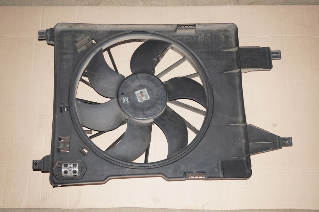 Вентилятор renault megane scenic 2 dci 8200151464 Доставка