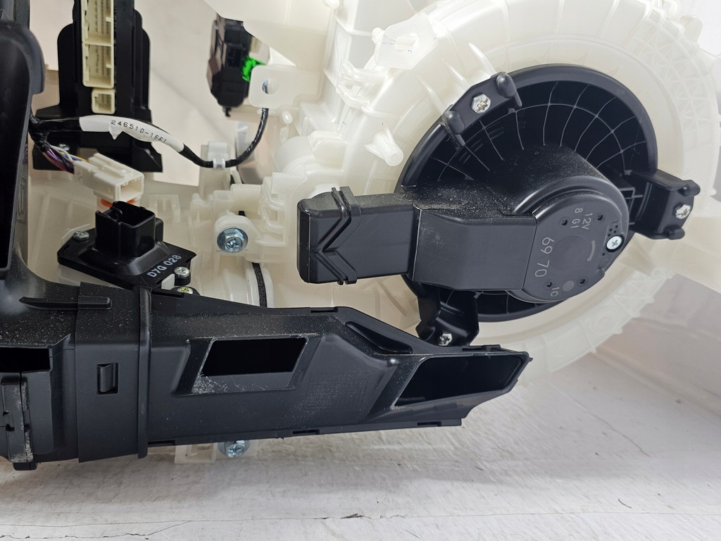 фото №11, Subaru crosstrek xv 22- отопитель 72100fn100 usa