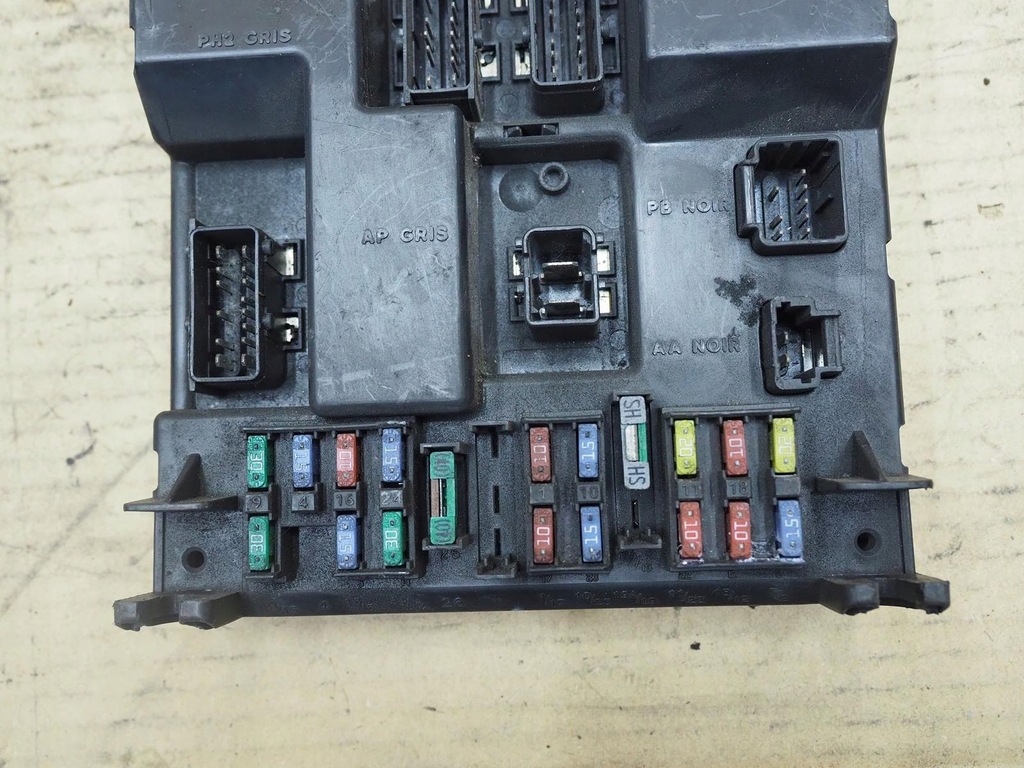 фото №7, Peugeot 307 модуль коробка bsi 9651197380a