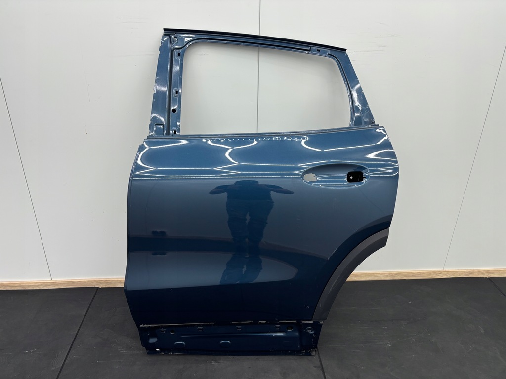 фото №1, Mercedes gla w247 247 дверь левая задние задняя