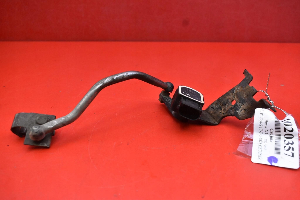 фото №6, Датчик выравнивание света правый перед 6853754 bmw x1 e84 lift 12-15