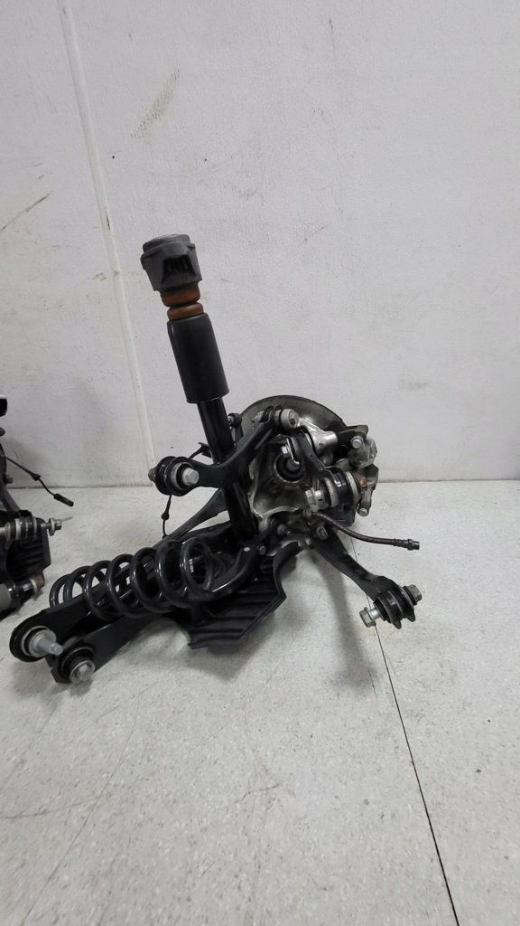 фото №5, Bmw g20 g22 g26 - підвіска задня важіль поворотний кулак ліва права привідний вал комплект