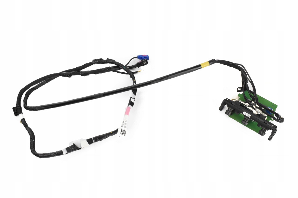 Купити Камера перед асистент поперечина руху джгут a18-105030301 tesla model 3