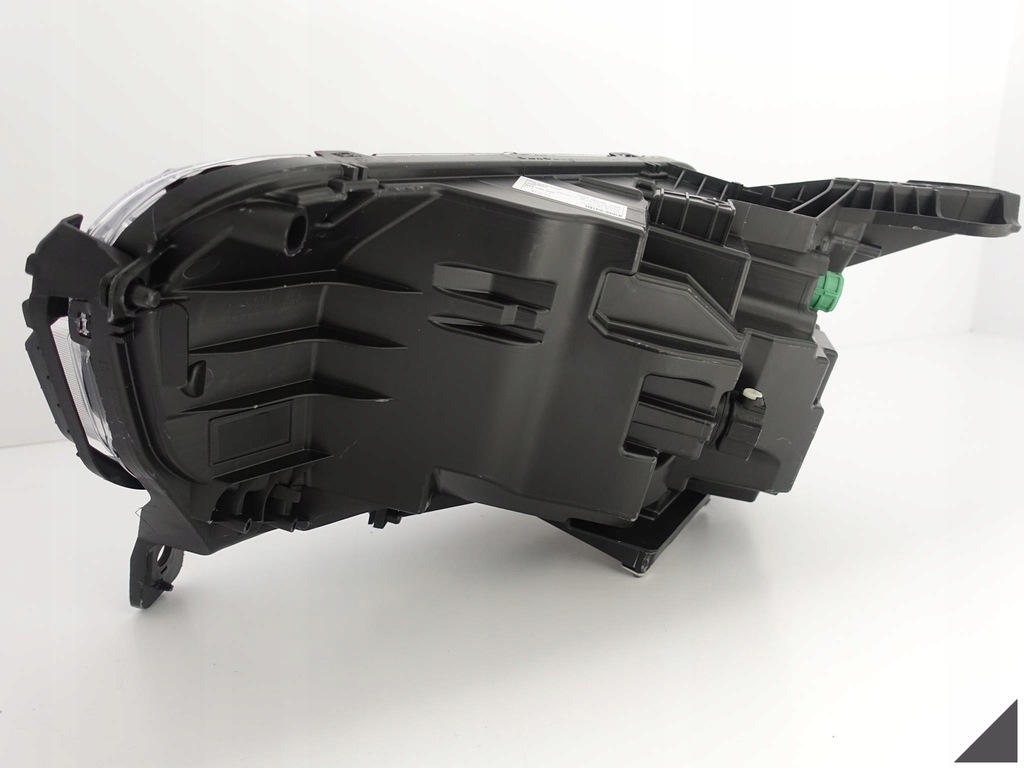 фото №5, Jeep avenger 22- base low обычная full led лампа r