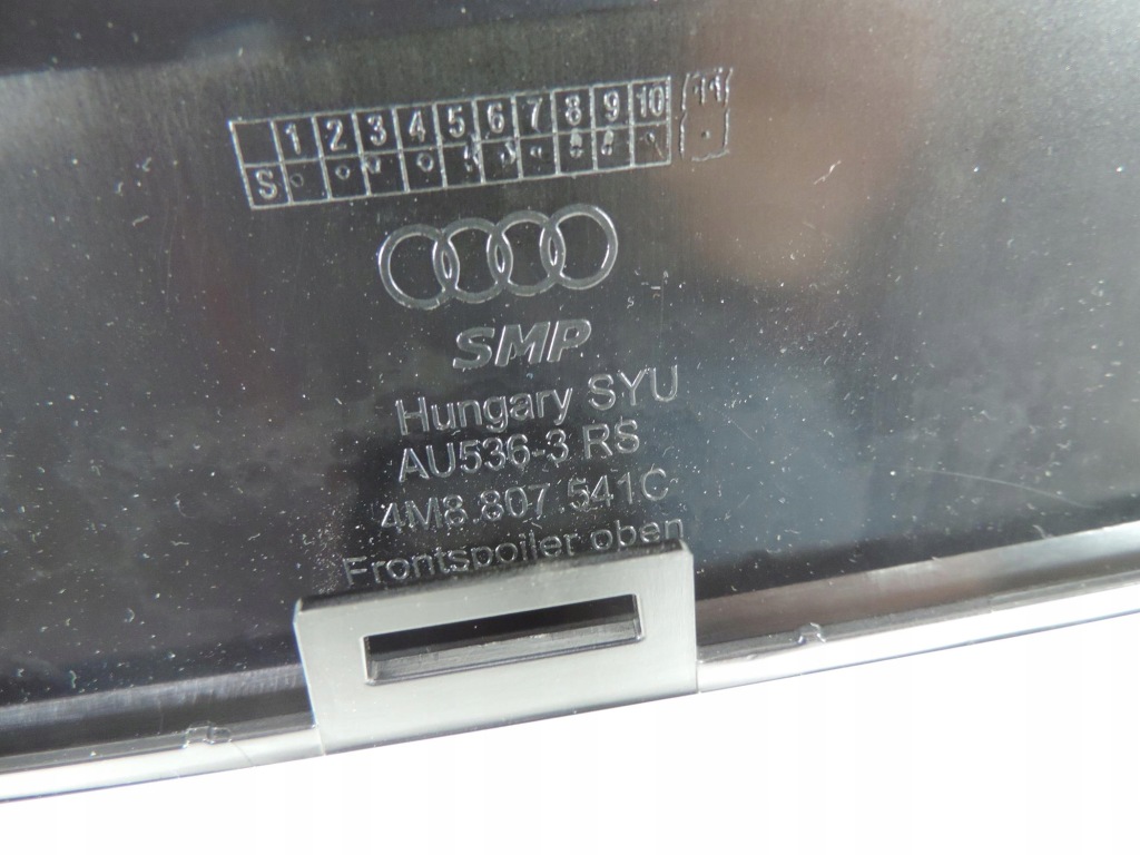 Молдинг бампер audi rsq8 19-23 4m8 rs q8 накладки Оригінал