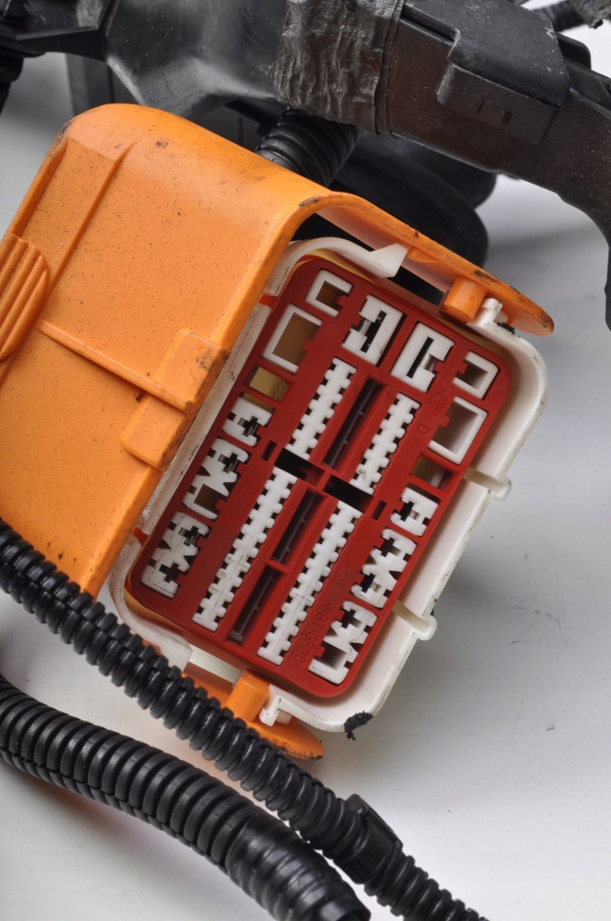 фото №10, Volvo v60 ii d4 жгут электропроводка двигателя 31453796