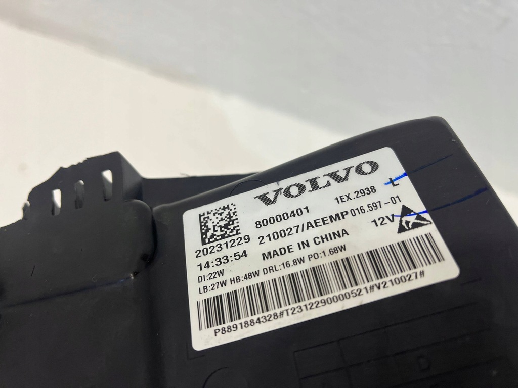 фото №14, Volvo ex30 лампа левая full led 23 -