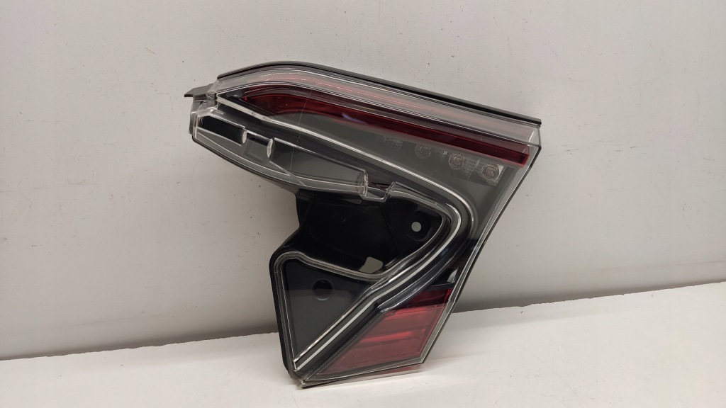 фото №3, Toyota chr ch-r лампа задняя правая led правый задняя w крышка 81580-f4020