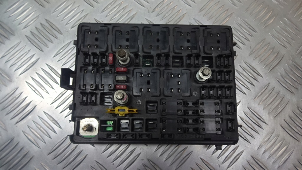 фото №1, Коробка предохранителей kia carens ii 2.0