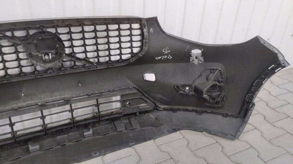 Бампер перед передний volvo xc40 r-design lift 22- с Разборки