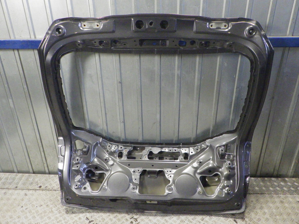 фото №8, Крышка багажника багажника задняя toyota c-hr