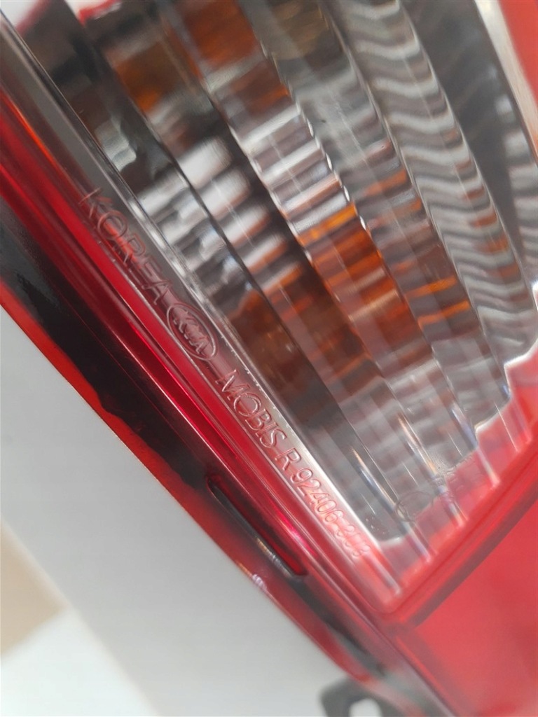 фото №10, Лампа правая задняя kia sportage 3 iii 924063u3