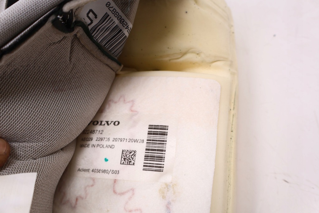 фото №9, Volvo xc40 оббивка спинка сидіння лівий перед 31467359, 32248712