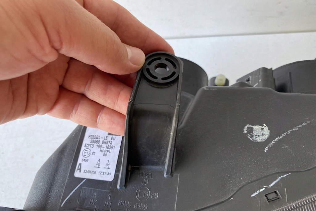 фото №9, Лампа ліва передня nissan almera ii хетчбек n16 26060bn67a 1.5l дизель