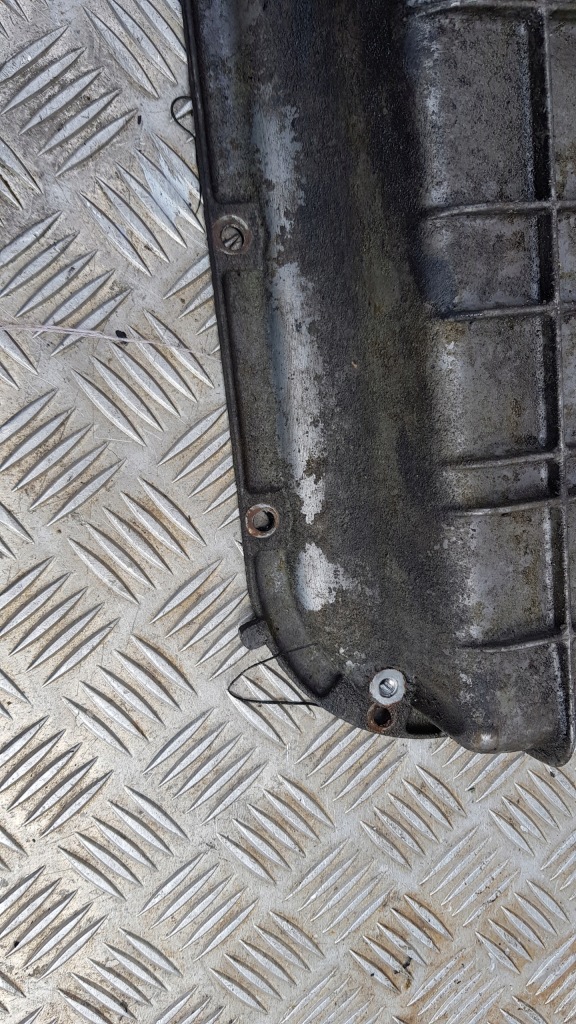 Mercedes w220 w211 3.2 поддон масляная a1120141003 Оригинал